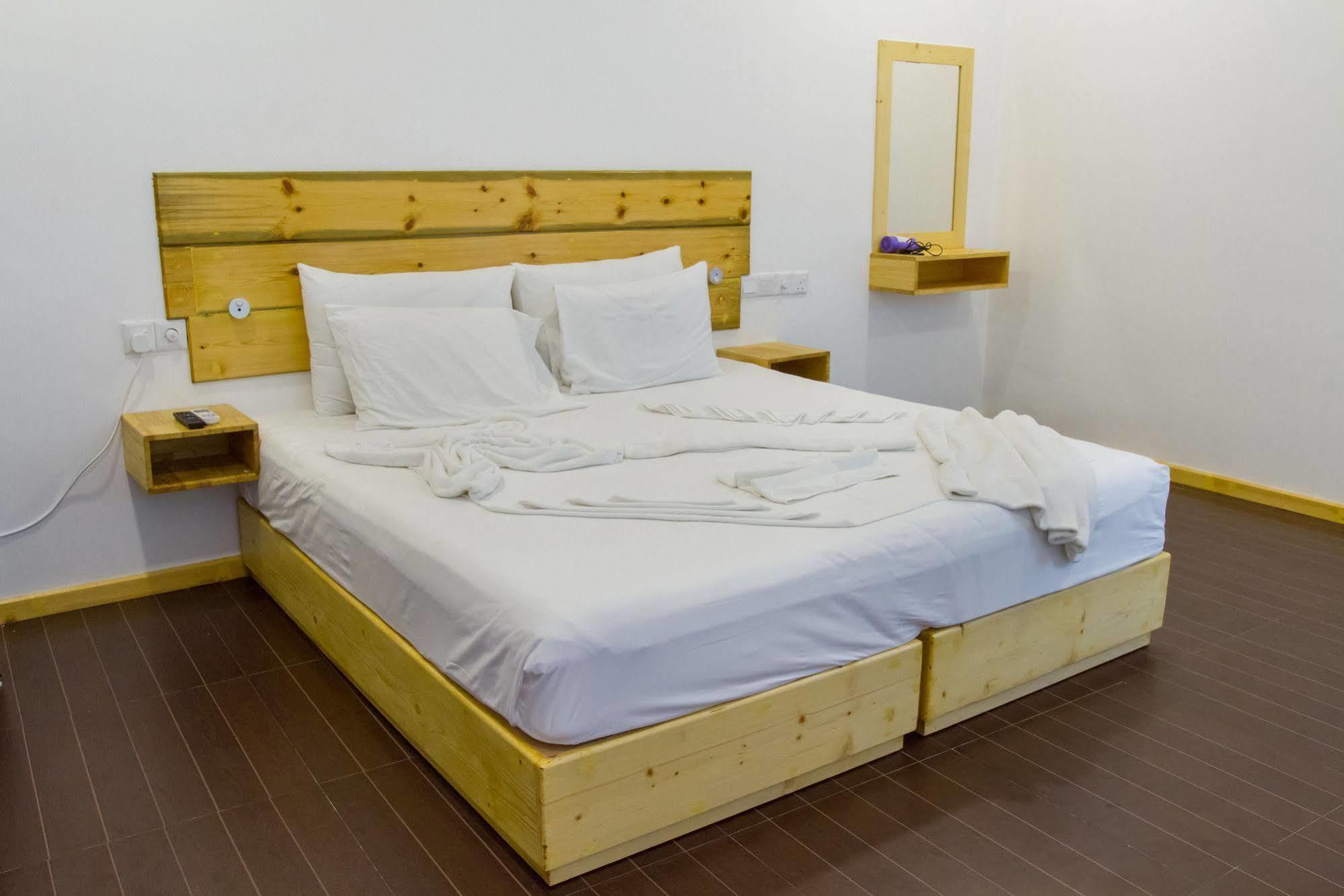 Royal Pearl Inn Maafushi Εξωτερικό φωτογραφία
