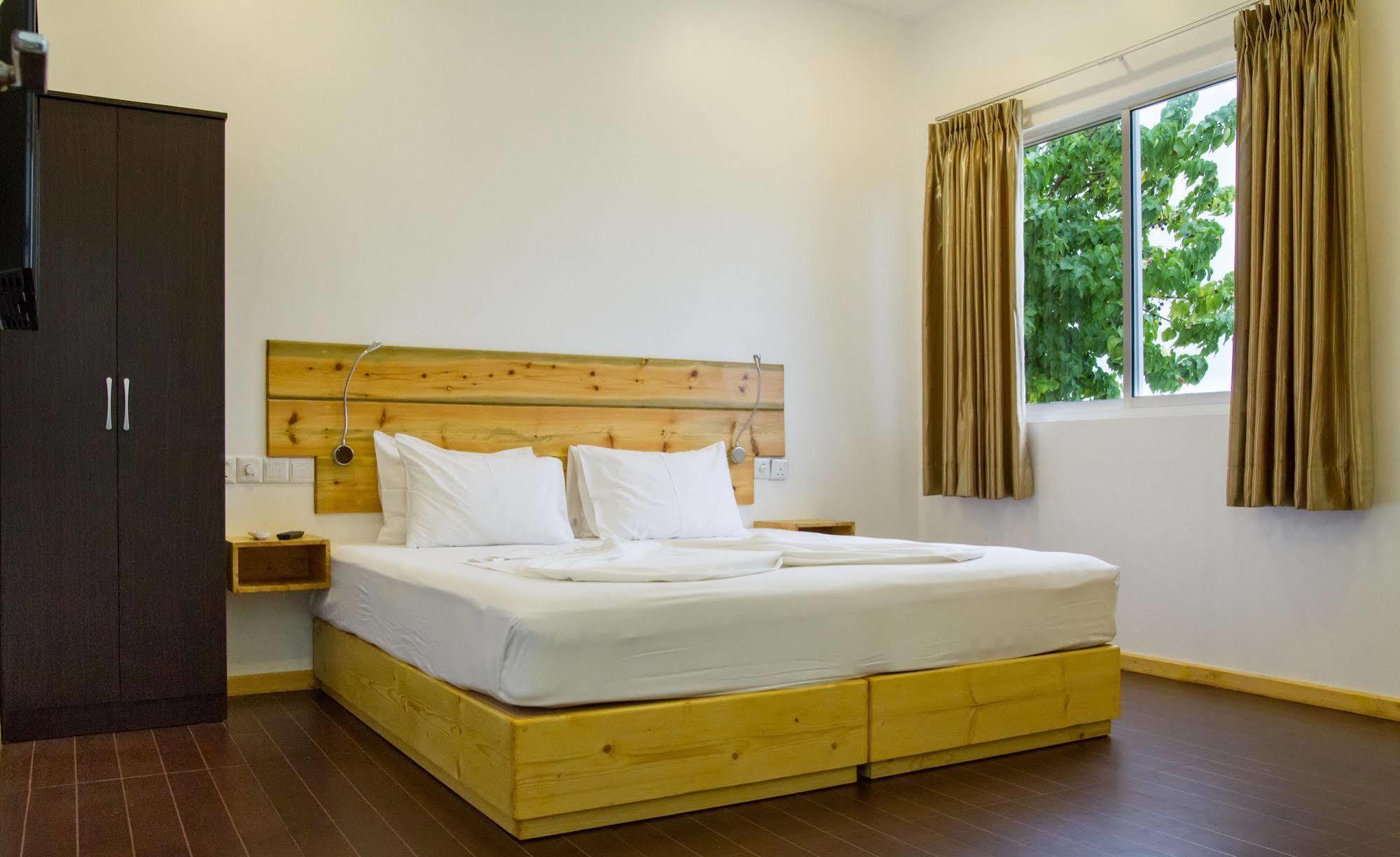 Royal Pearl Inn Maafushi Εξωτερικό φωτογραφία